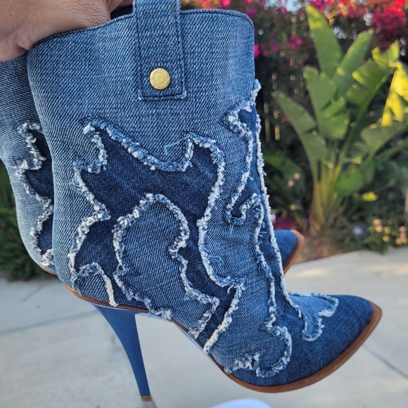 Jimmy Choo boots - Picture 12 of 13